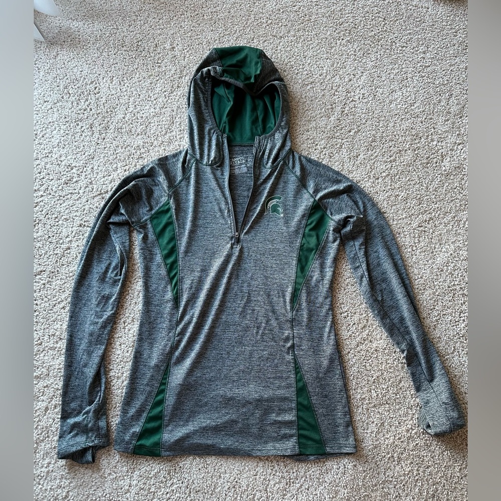 Women’s medium Michigan State quarter zip